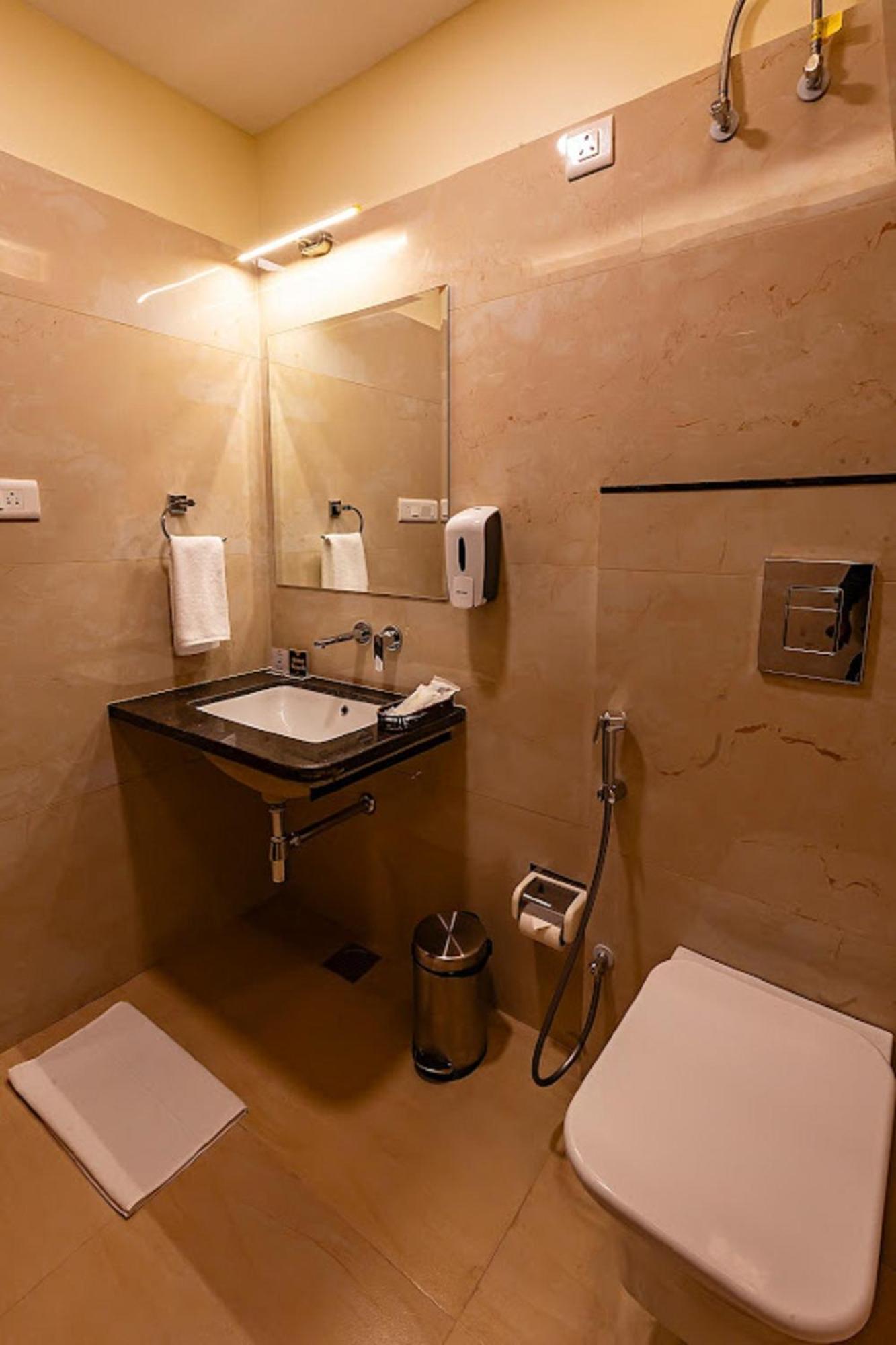 Five Elements Hotels Mertiya Residency จ๊อดปูร์ ภายนอก รูปภาพ
